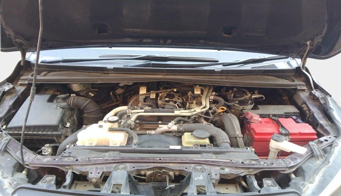 2018 Toyota Innova Crysta 2.4 GX 8 STR, Diesel, Manual, 1,24,803 km, exterior