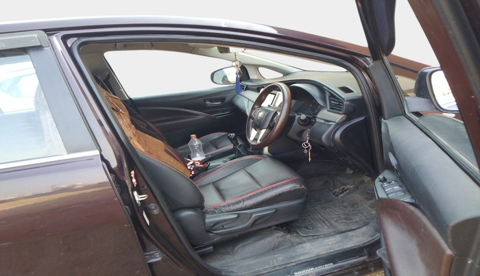 2018 Toyota Innova Crysta 2.4 GX 8 STR, Diesel, Manual, 1,24,803 km, interior