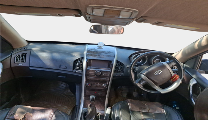 2012 Mahindra XUV500 W8, Diesel, Manual, 1,26,827 km, interior