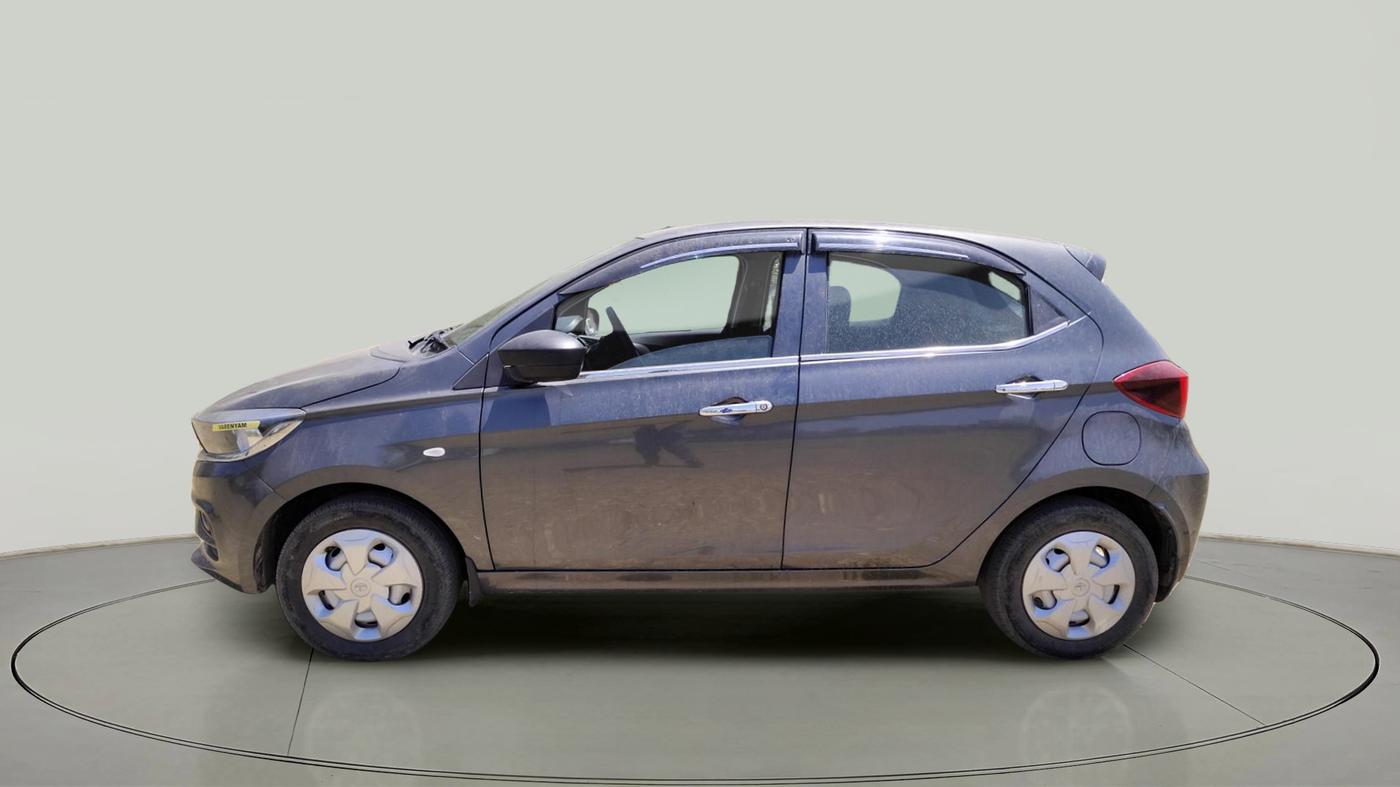 2022 Tata Tiago XE PETROL, Petrol, Manual, 34,182 km, exterior