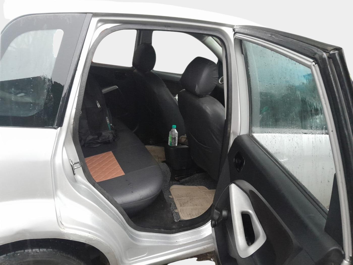 2012 Ford Figo TITANIUM 1.4 DIESEL, Diesel, Manual, 1,31,811 km, interior