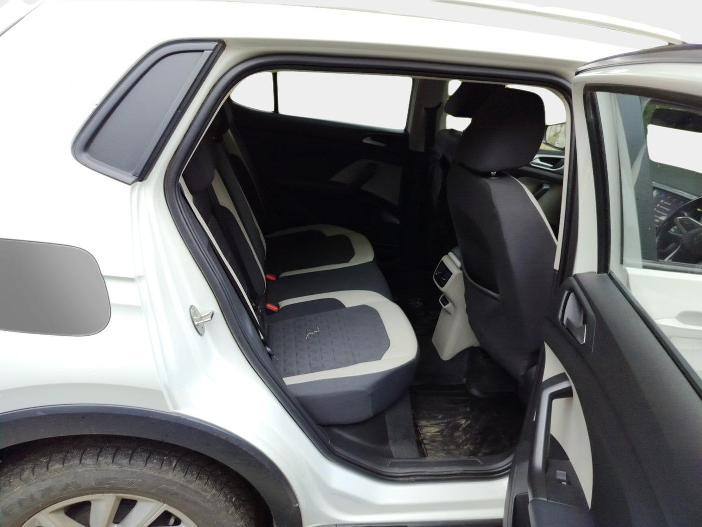 2022 Volkswagen TAIGUN GT 1.5 TSI MT, Petrol, Manual, 60,849 km, interior