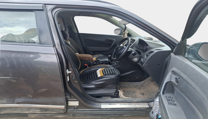 2016 Maruti Vitara Brezza VDI (O), Diesel, Manual, 1,74,162 km, interior