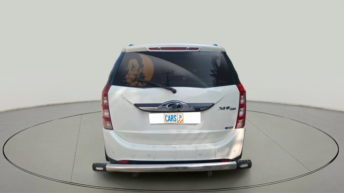 2016 Mahindra XUV500 W10, Diesel, Manual, 1,14,000 km, exterior