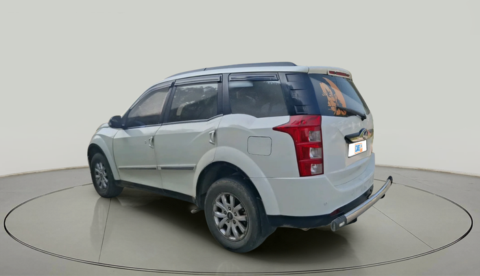 2016 Mahindra XUV500 W10, Diesel, Manual, 1,13,579 km, exterior