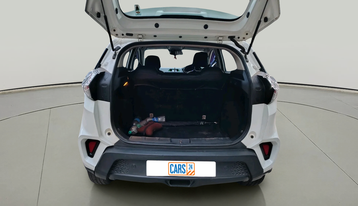 2020 Tata NEXON XMA SUNROOF DIESEL, Diesel, Automatic, 2,21,317 km, exterior