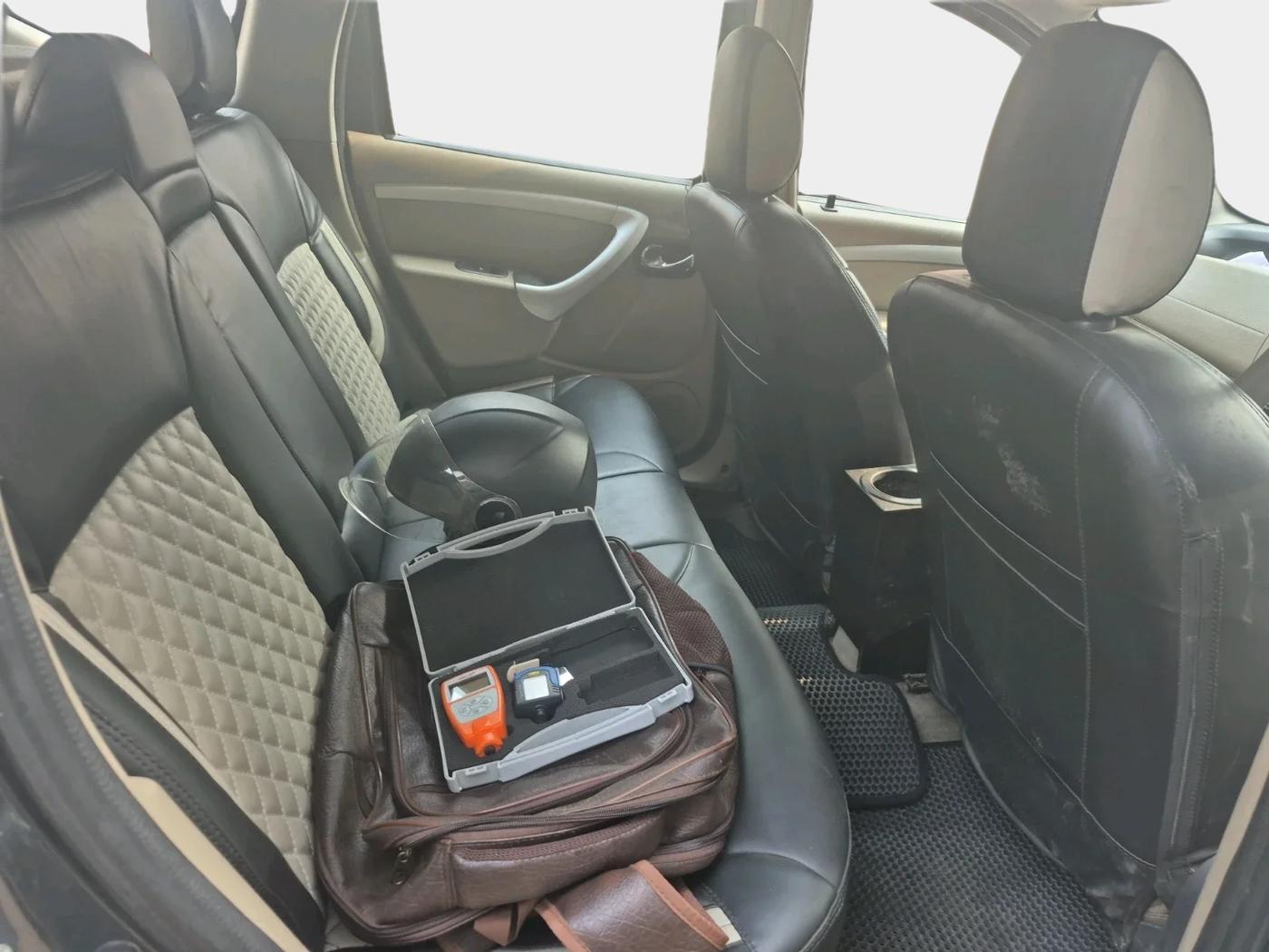 2014 Nissan Terrano XL D PLUS, Diesel, Manual, 78,258 km, interior