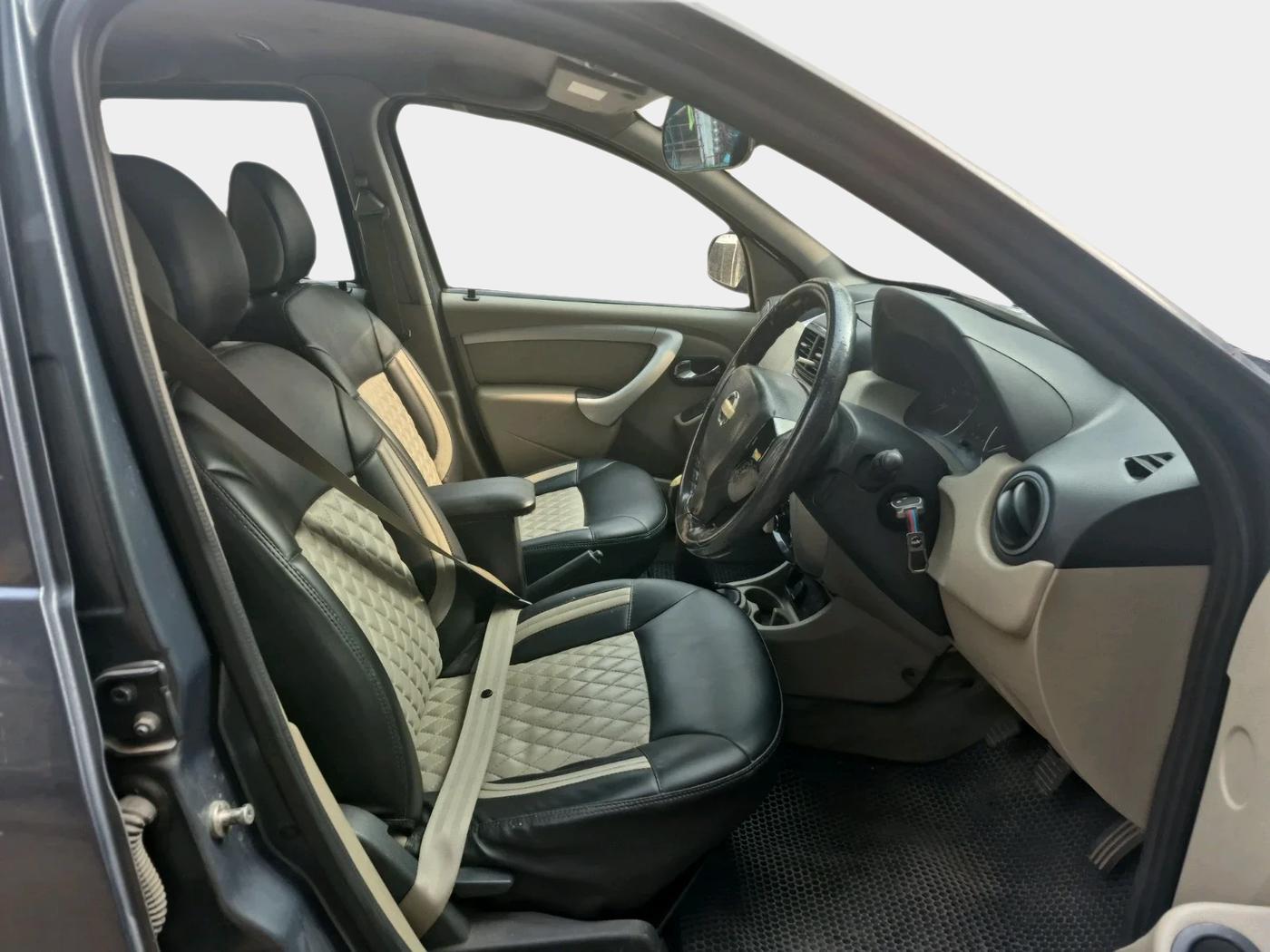 2014 Nissan Terrano XL D PLUS, Diesel, Manual, 78,258 km, interior