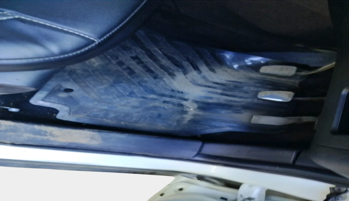 2022 Tata PUNCH CREATIVE  MT, Petrol, Manual, 83,040 km, interior