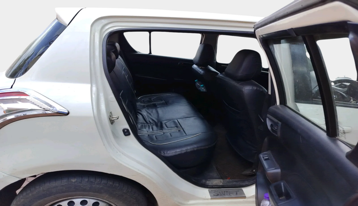 2016 Maruti Swift LXI (O), Petrol, Manual, 1,31,998 km, interior