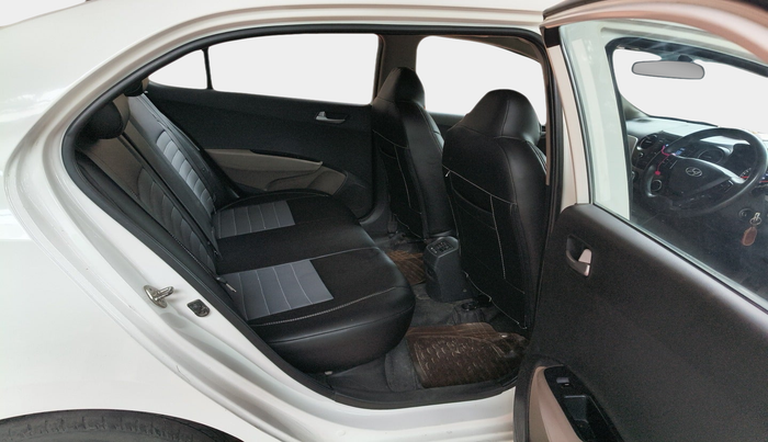 2014 Hyundai Xcent S 1.2, Petrol, Manual, 95,555 km, interior