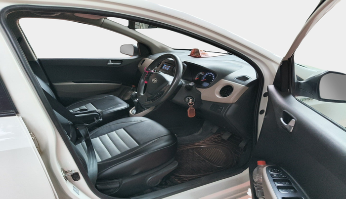 2014 Hyundai Xcent S 1.2, Petrol, Manual, 95,555 km, interior