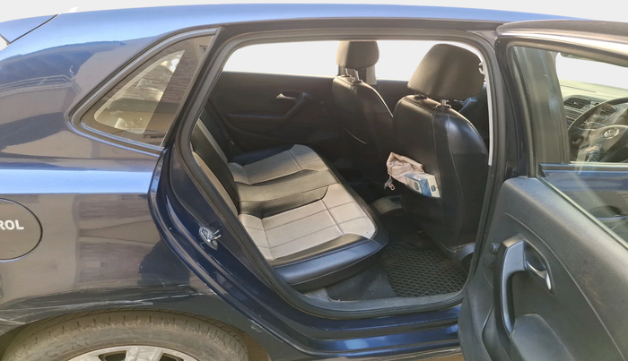 2014 Volkswagen Polo TRENDLINE 1.2L PETROL, Petrol, Manual, 1,19,170 km, interior