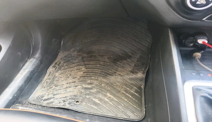 2019 Hyundai Creta SX 1.6 PETROL, Petrol, Manual, 6,33,748 km, interior