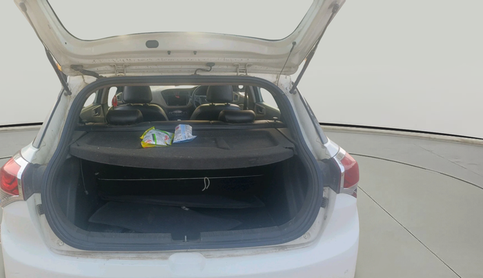 2016 Hyundai Elite i20 ASTA 1.2, Petrol, Manual, 2,05,645 km, exterior