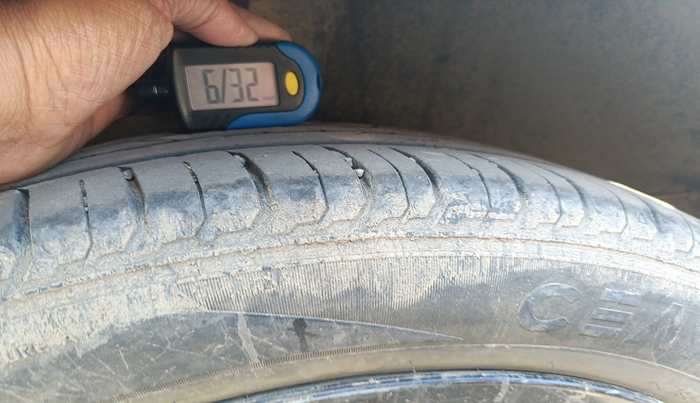 2021 Hyundai NEW I20 SPORTZ 1.5 MT, Diesel, Manual, 11,553 km, tyre