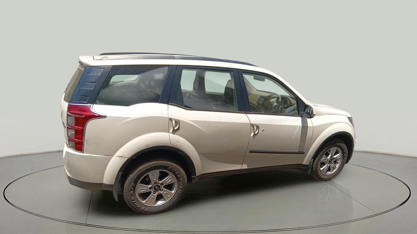 2015 Mahindra XUV500 W8, Diesel, Manual, 89,515 km, exterior