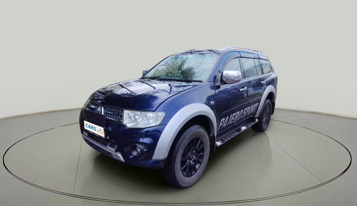 2015 Mitsubishi Pajero Sport 2.5 AT 4X2, Diesel, Automatic, 1,63,408 km, exterior