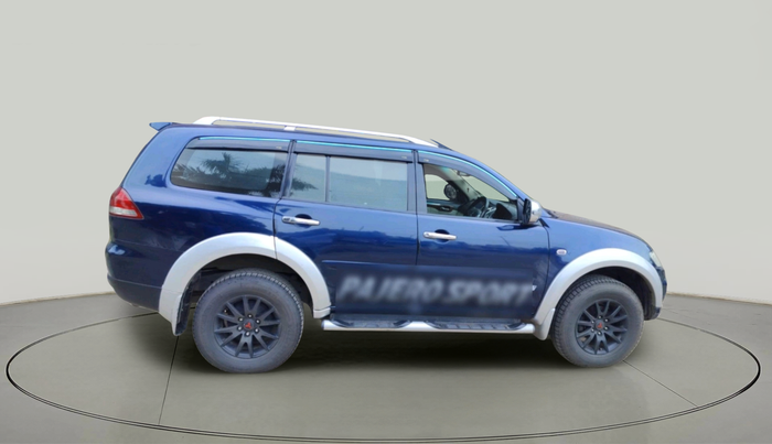 2015 Mitsubishi Pajero Sport 2.5 AT 4X2, Diesel, Automatic, 1,63,408 km, exterior