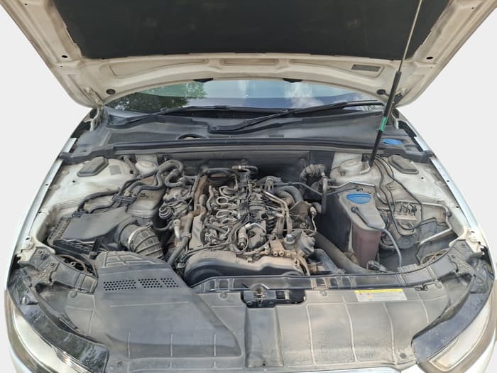 2013 Audi A4 2.0 TDI 174BHP, Diesel, Automatic, 84,304 km, exterior