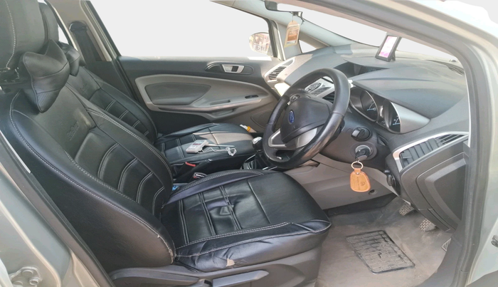 2013 Ford Ecosport TITANIUM 1.5L DIESEL, Diesel, Manual, 1,13,606 km, interior