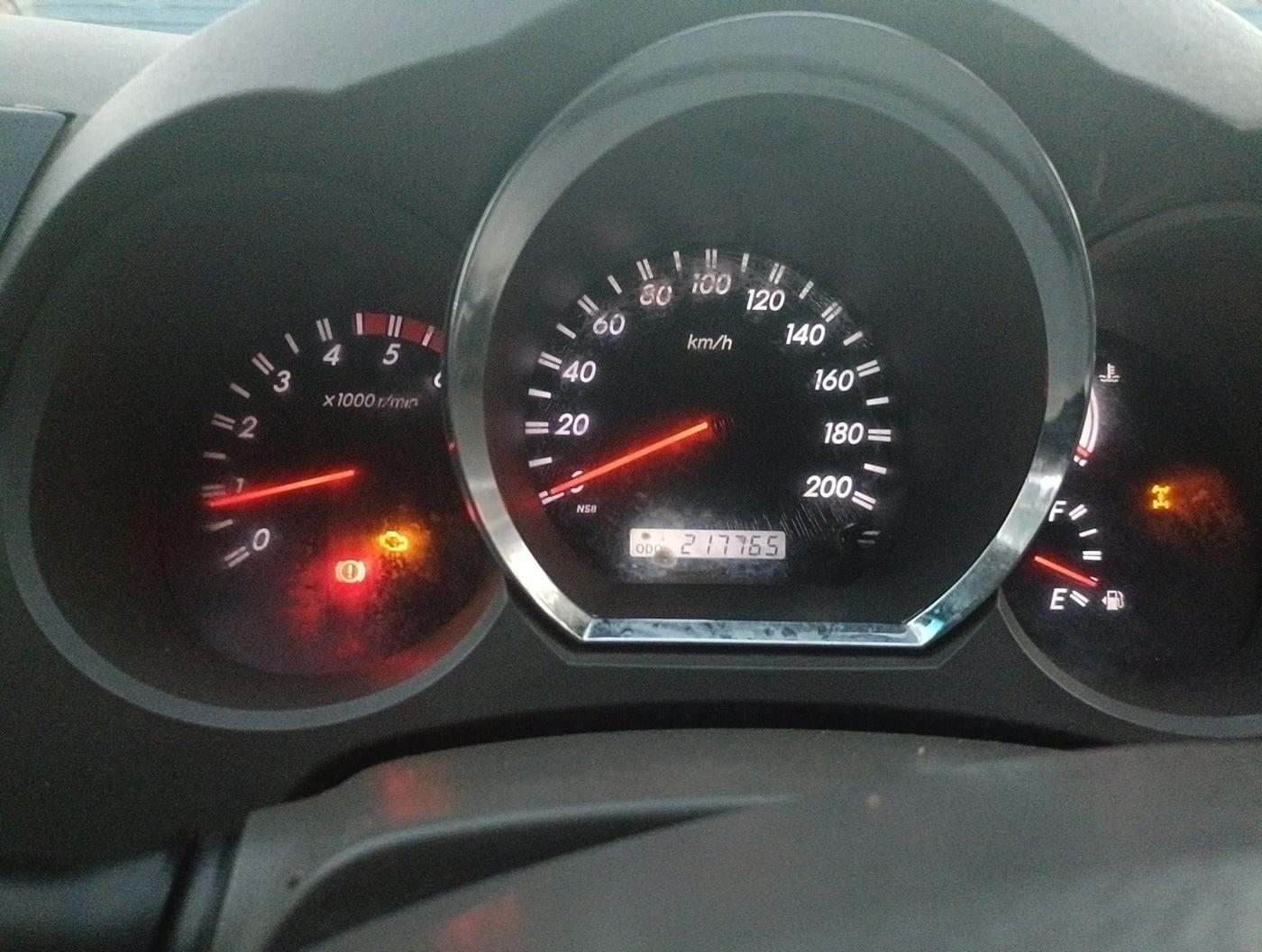 2011 Toyota Fortuner 3.0 4X4 MT, Diesel, Manual, 2,17,765 km, interior