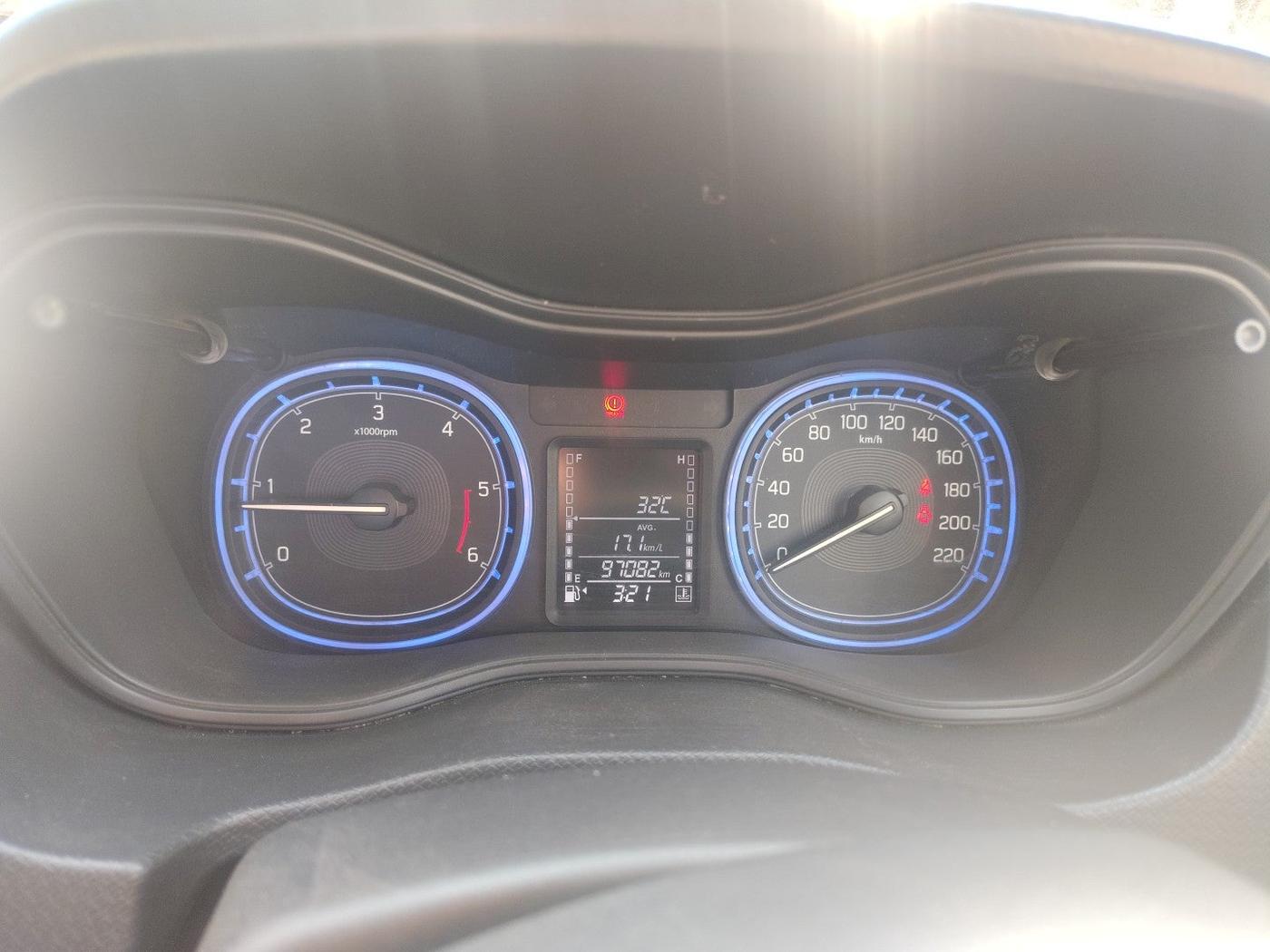 2018 Maruti Vitara Brezza ZDI, Diesel, Manual, 97,082 km, interior