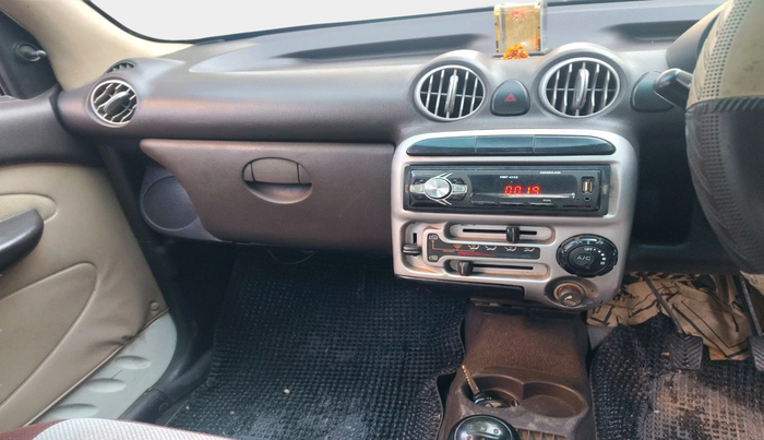 2010 Hyundai Santro Xing GLS, Petrol, Manual, 92,096 km, interior