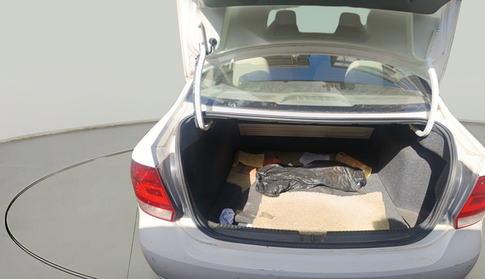 2013 Volkswagen Vento COMFORTLINE DIESEL 1.6, Diesel, Manual, 1,36,797 km, exterior