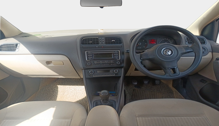 2013 Volkswagen Vento COMFORTLINE DIESEL 1.6, Diesel, Manual, 1,36,797 km, interior