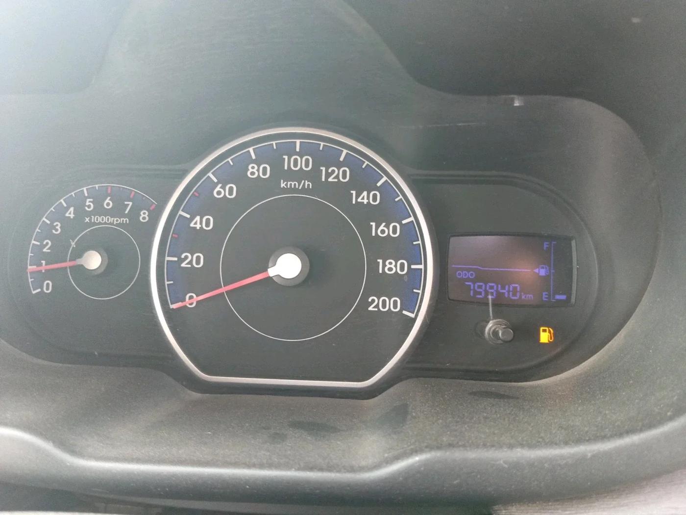 2011 Hyundai i10 MAGNA 1.1, Petrol, Manual, 79,940 km, interior