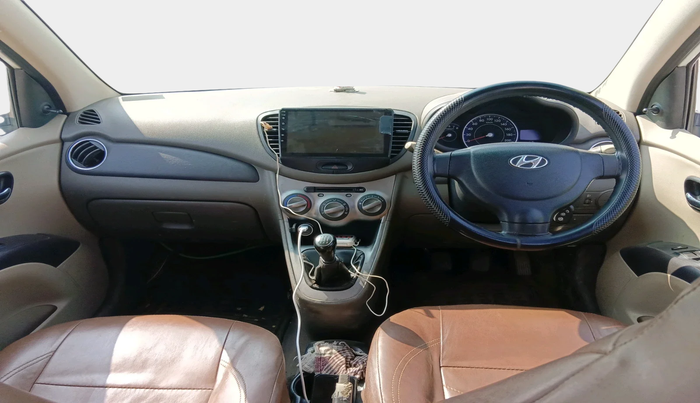 2011 Hyundai i10 MAGNA 1.1, Petrol, Manual, 79,940 km, interior