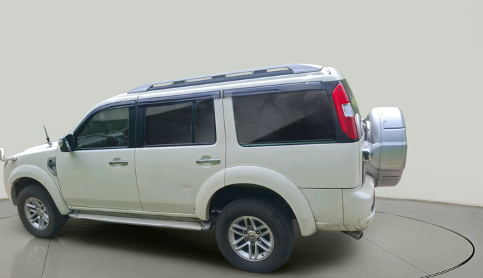 2011 Ford Endeavour 2.5L 4X2 MT, Diesel, Manual, 1,14,086 km, exterior