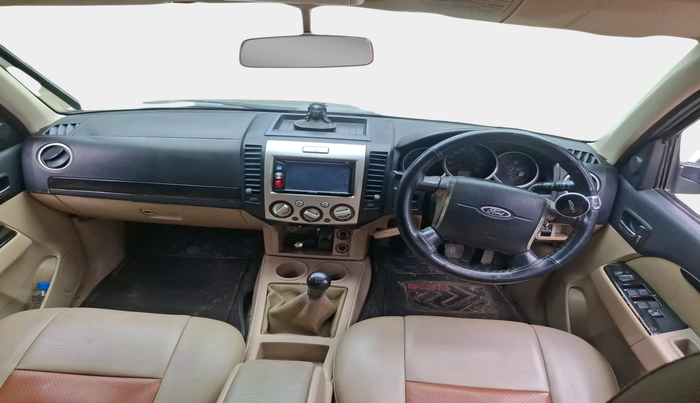 2011 Ford Endeavour 2.5L 4X2 MT, Diesel, Manual, 1,14,086 km, interior