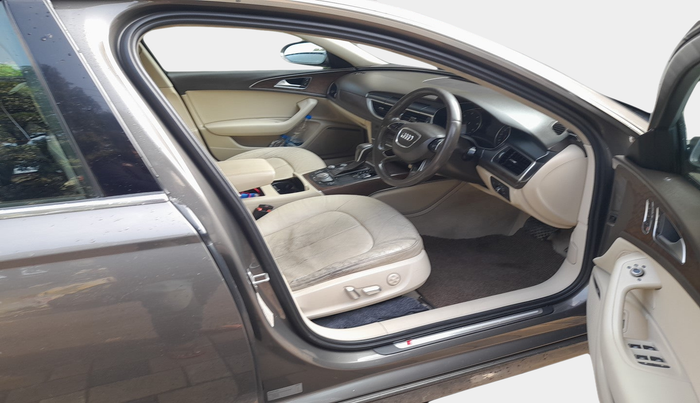 2015 Audi A6 35 TDI S LINE, Diesel, Automatic, 1,05,192 km, interior