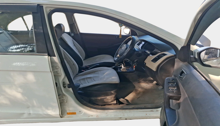 2015 Tata Zest XM PETROL, Petrol, Manual, 82,342 km, interior