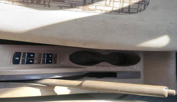 2012 Mahindra Bolero ZLX BS-III, Diesel, Manual, 1,32,910 km, interior