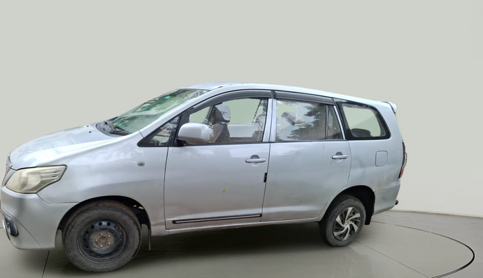 2013 Toyota Innova 2.5 G 7 STR, Diesel, Manual, 1,78,349 km, exterior