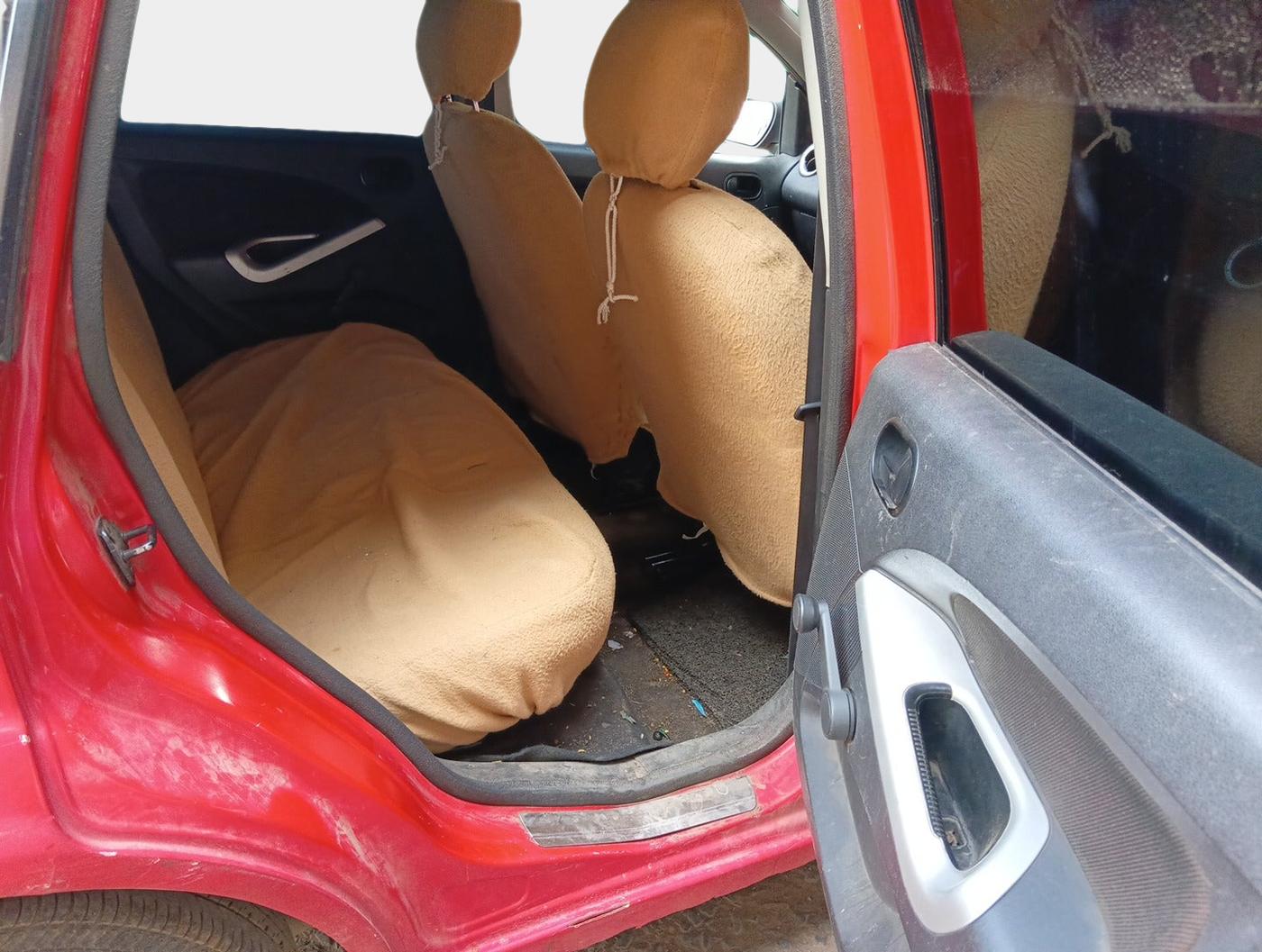 2010 Ford Figo ZXI 1.4 DIESEL, Diesel, Manual, 86,785 km, interior