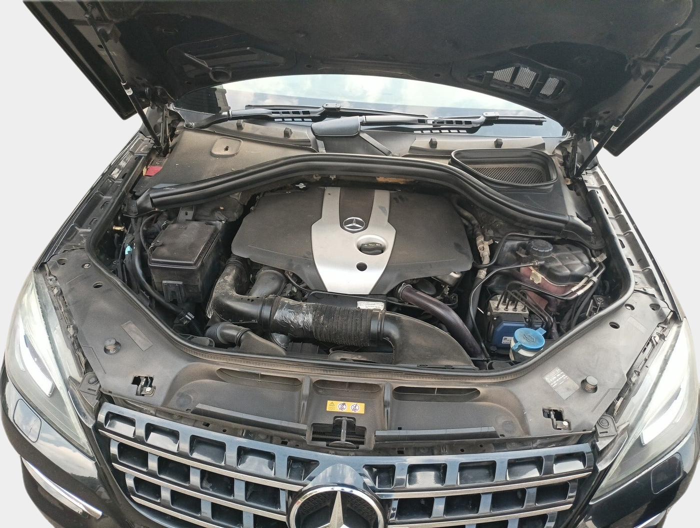2014 Mercedes Benz Ml Class 250 CDI, Diesel, Automatic, 1,98,024 km, exterior