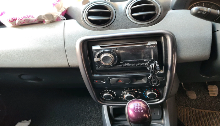 2014 Renault Duster 85 PS RXE DIESEL, Diesel, Manual, 1,71,584 km, interior