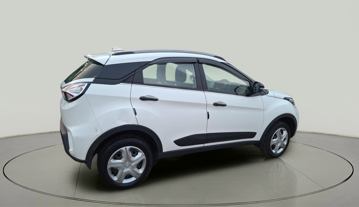 2022 Tata NEXON XM SUNROOF PETROL, Petrol, Manual, 49,807 km, exterior