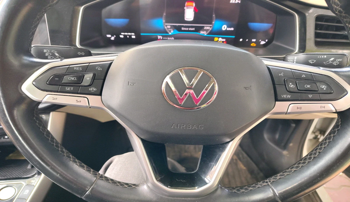 2023 Volkswagen VIRTUS TOPLINE TSI 1.0 MT, Petrol, Manual, 60,959 km, interior