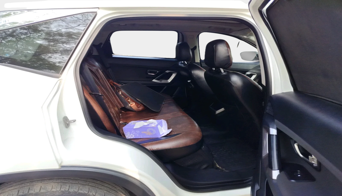 2021 Tata Harrier XT PLUS 2.0L KRYOTEC, Diesel, Manual, 94,605 km, interior