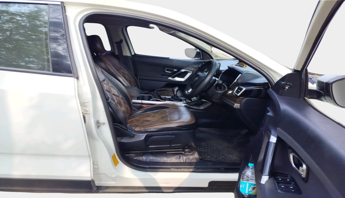2021 Tata Harrier XT PLUS 2.0L KRYOTEC, Diesel, Manual, 94,605 km, interior