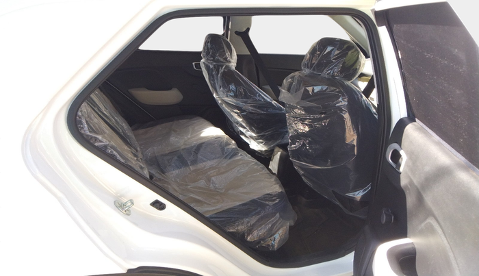 2024 Hyundai VENUE E 1.2, Petrol, Manual, 8,165 km, interior