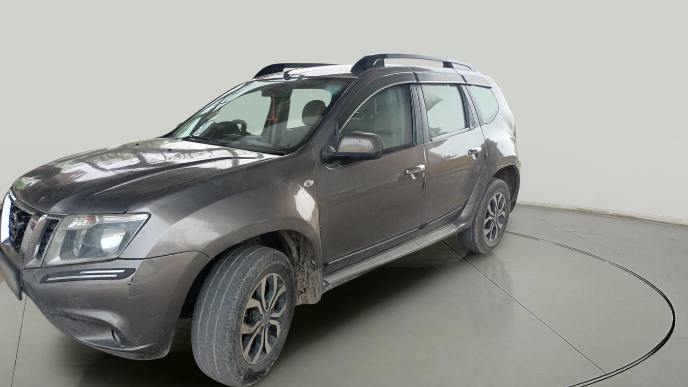 2015 Nissan Terrano XL (D), Diesel, Manual, 1,52,000 km, exterior