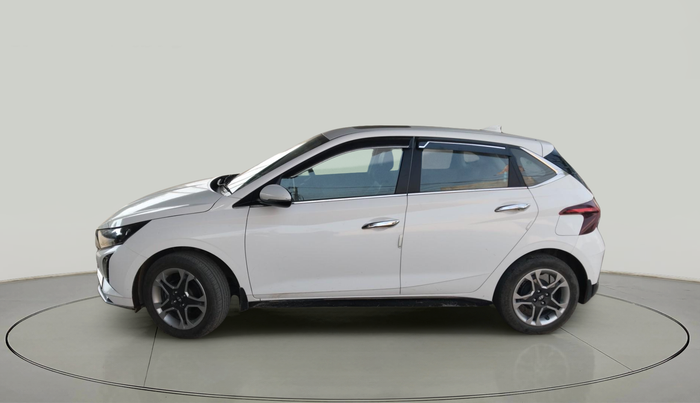 2024 Hyundai NEW I20 Sportz (O) 1.2, Petrol, Manual, 17,761 km, exterior