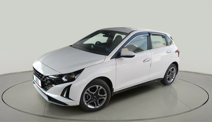 2024 Hyundai NEW I20 Sportz (O) 1.2, Petrol, Manual, 17,761 km, exterior