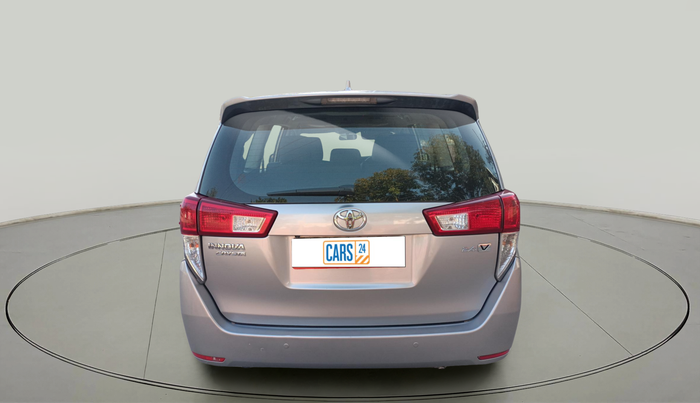 2016 Toyota Innova Crysta 2.4 VX 8 STR, Diesel, Manual, 2,34,671 km, exterior